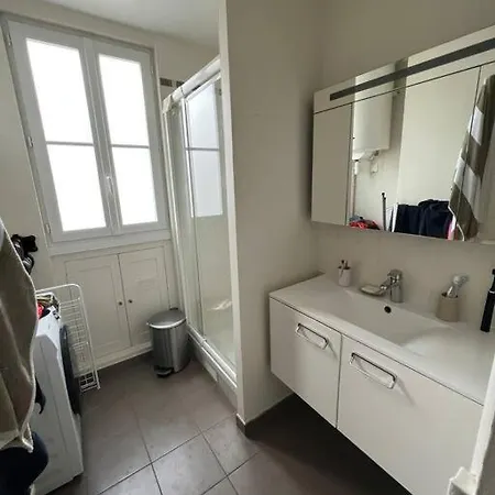 Avec Balcon 9e Appartamento *